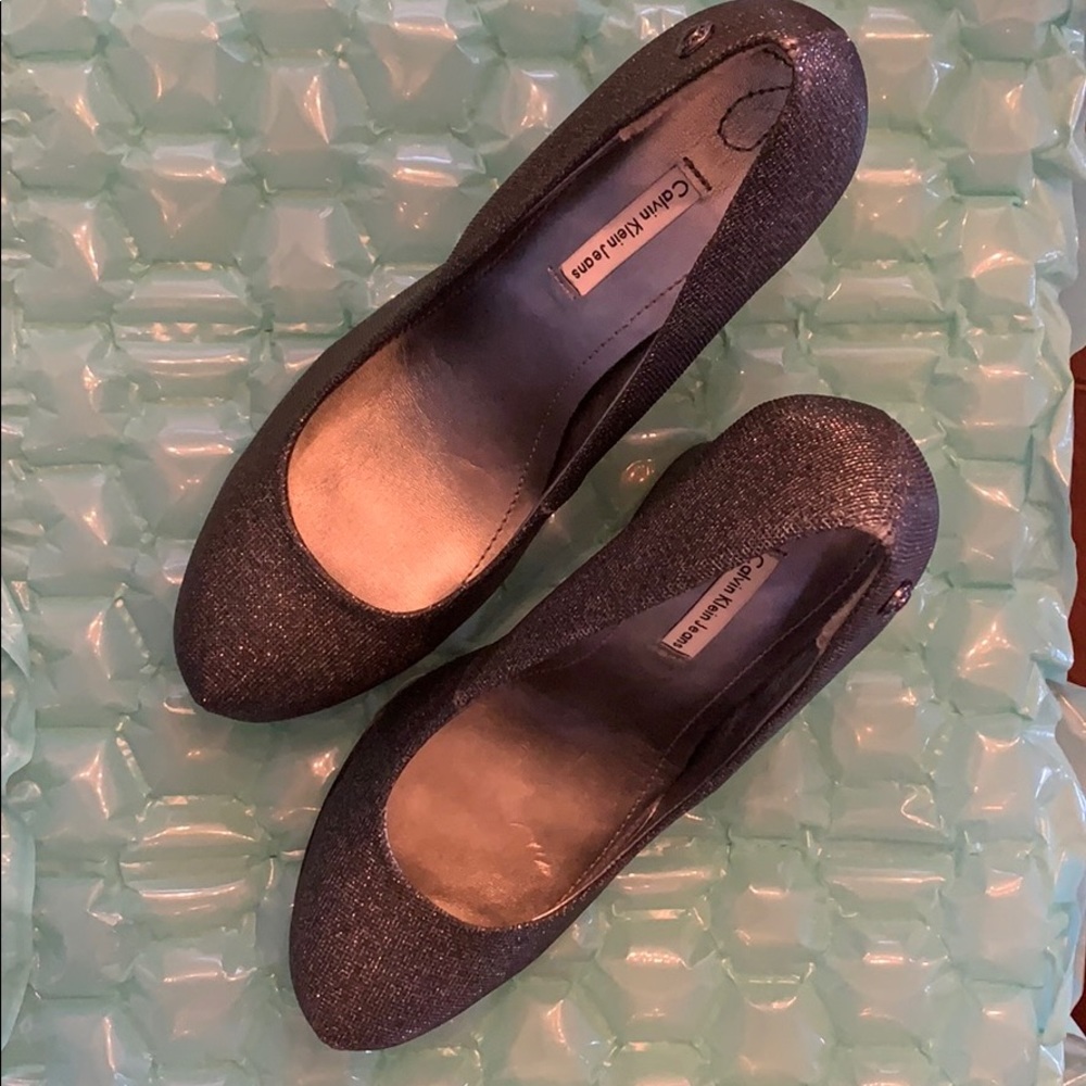 New!!! Calvin Klein Jeans shoes